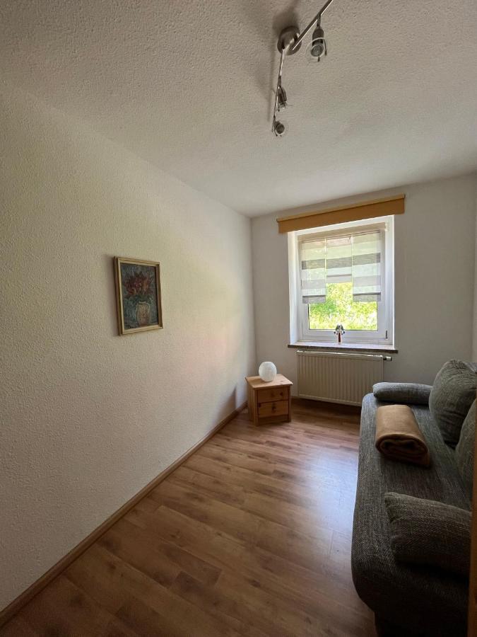 אוברוויזנטל Apartment Anita מראה חיצוני תמונה